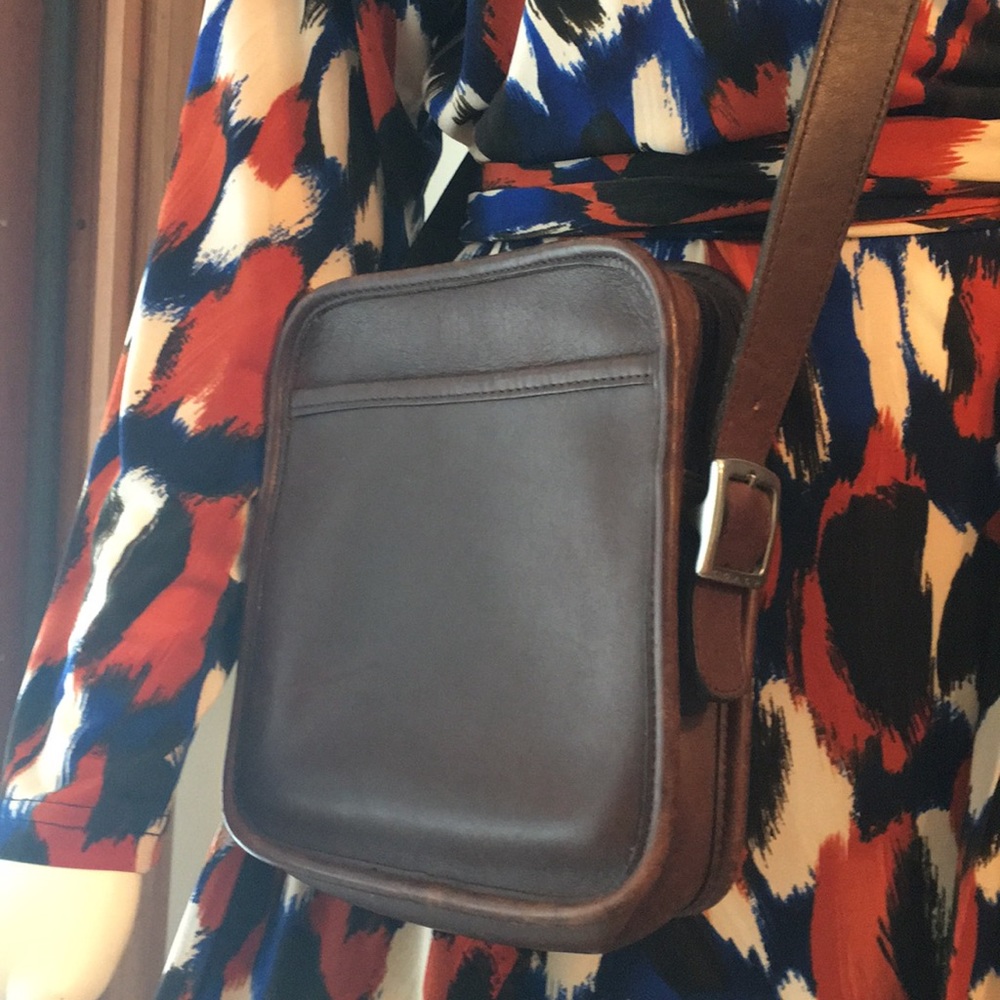 Coach 👜 classic crossbody bag leather